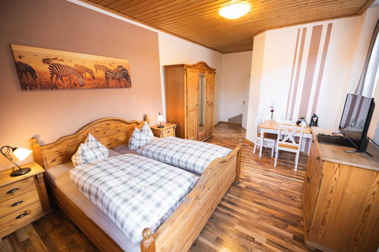 Pension Friedrichshof Бад-Клостерлаусниц Экстерьер фото